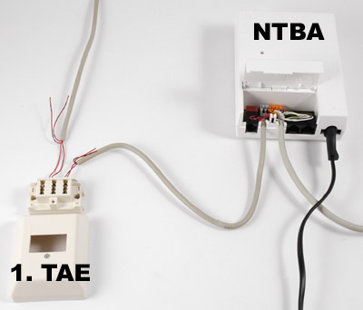Anschluss des NTBA der Firma Phillips an die 1. TAE mittels Klemmleiste - Klicken f�r eine detailliertere Ansicht!